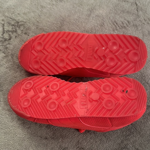 Puma sneakers size 5.5 - Picture 8 of 13
